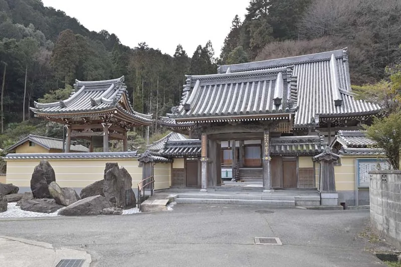 浄土真宗本願寺派 本誓寺様の修復工事